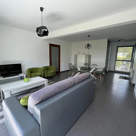 Apartament 3 Etoiles A Royan, 2 Pas De La Plage, Terrasse, Parking, Wifi ! - Fr-1-539-5 *